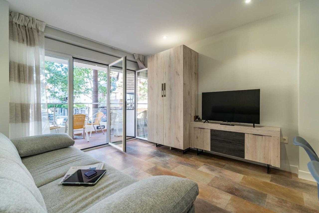 Apartamentos Dr28 A 250 M De La Playa Фуэнхирола Экстерьер фото