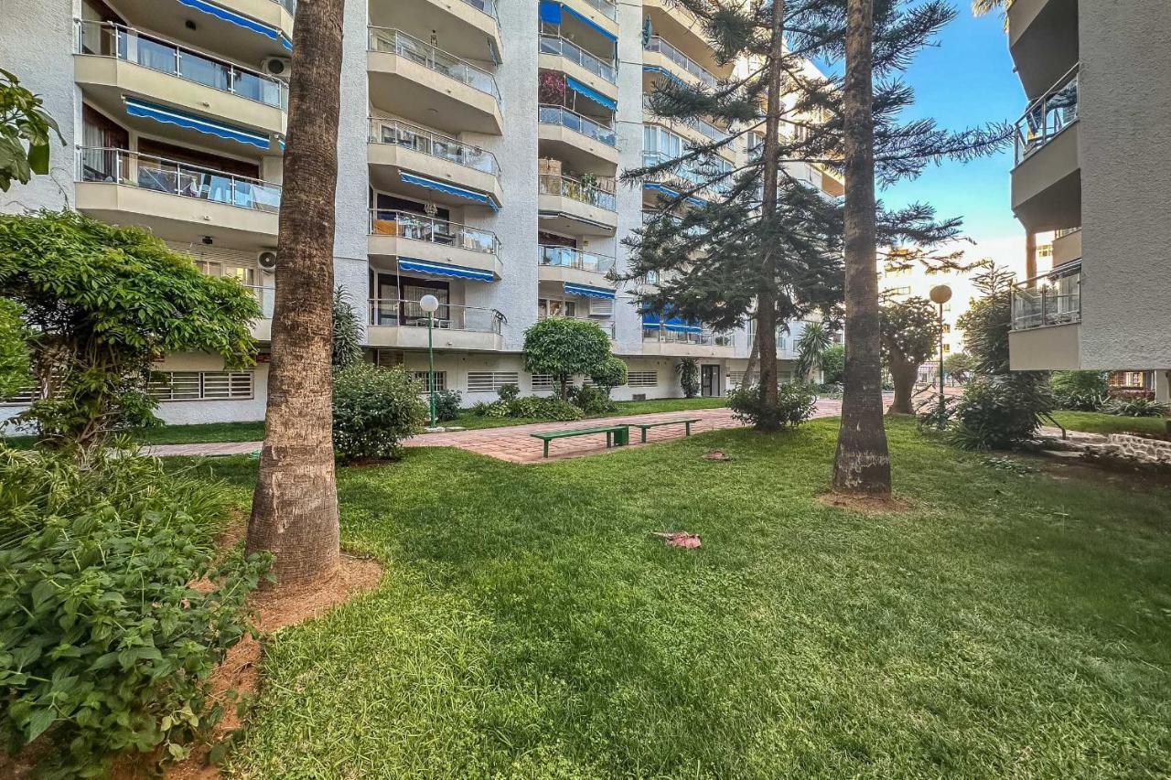 Apartamentos Dr28 A 250 M De La Playa Фуэнхирола Экстерьер фото