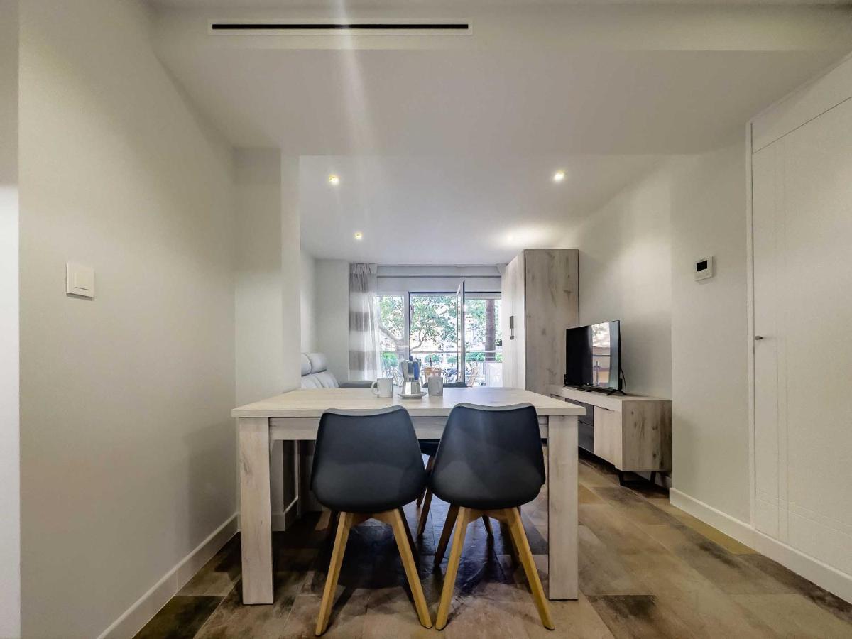 Apartamentos Dr28 A 250 M De La Playa Фуэнхирола Экстерьер фото