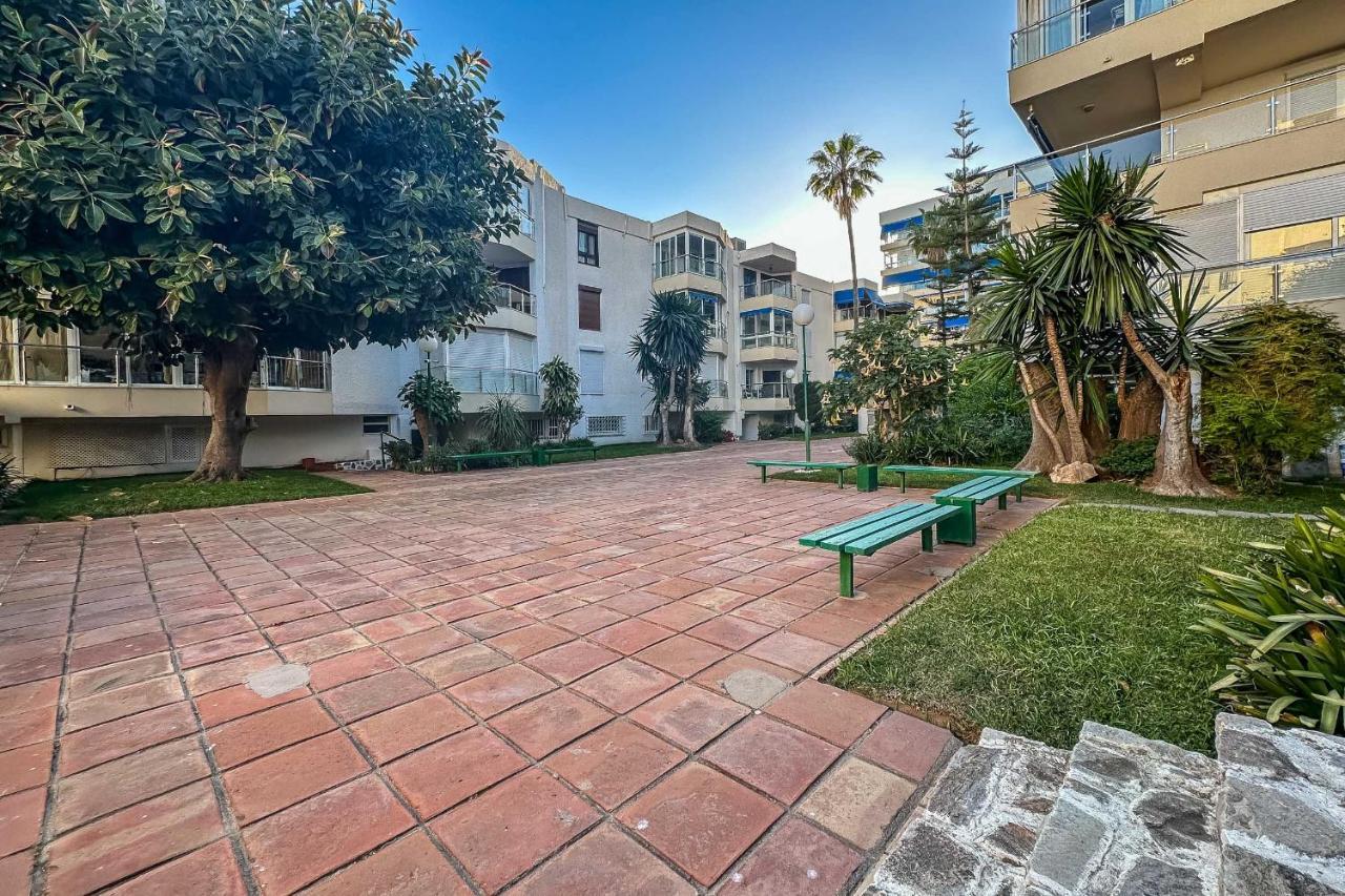 Apartamentos Dr28 A 250 M De La Playa Фуэнхирола Экстерьер фото