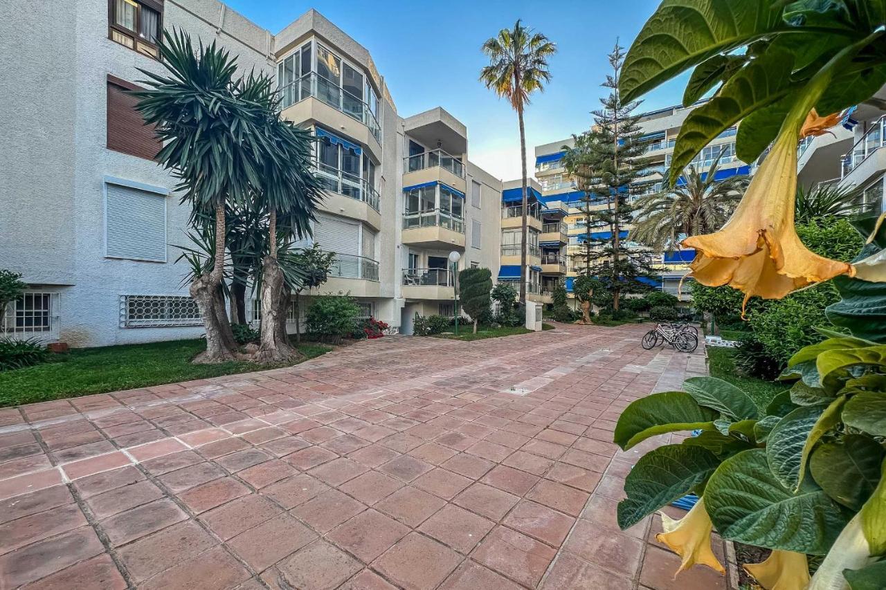 Apartamentos Dr28 A 250 M De La Playa Фуэнхирола Экстерьер фото